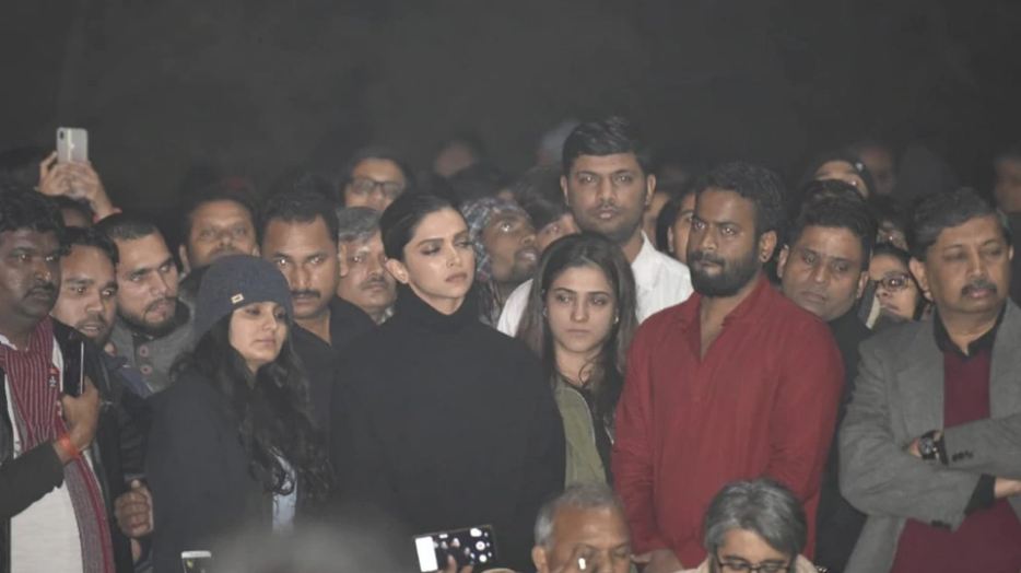 Deepika Padukone was seen at JNU on tuesday night.