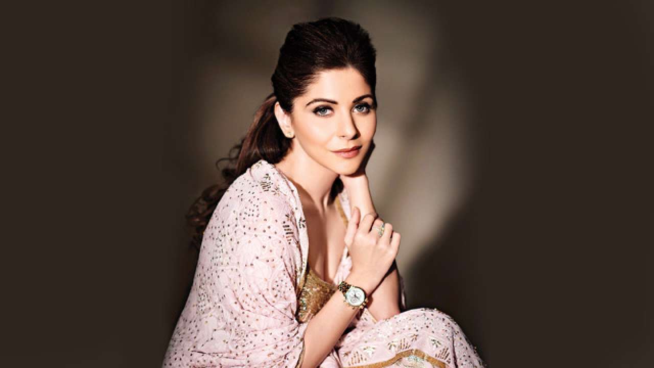 Kanika Kapoor tests positive for COVID-19